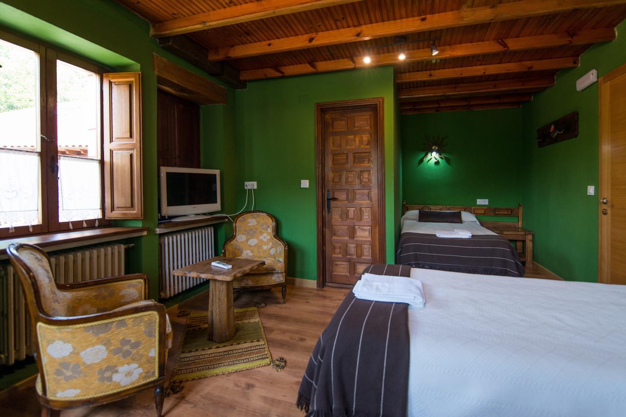 Hostal Pena Santa Soto  Zewnętrze zdjęcie