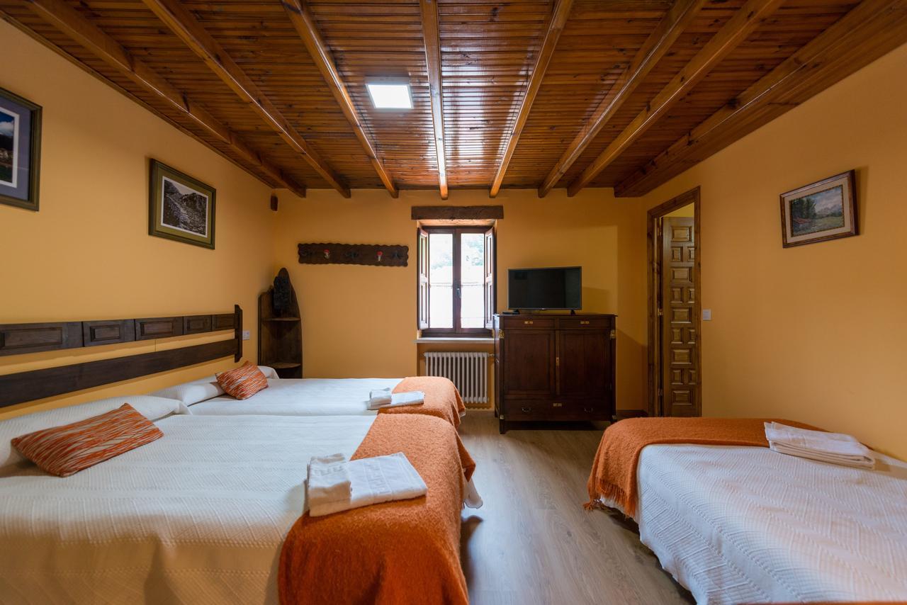 Hostal Pena Santa Soto  Zewnętrze zdjęcie